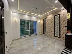 1 KANAL HOUSE AVAIALBLE FOR RENT IN DHA LHAORE
