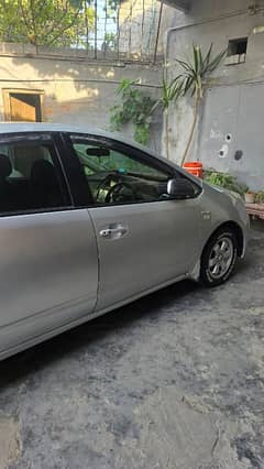 Toyota Prius 2012