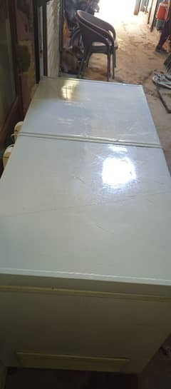 dowlanc d. freezer