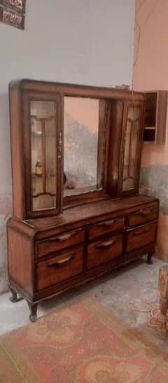 dressing table