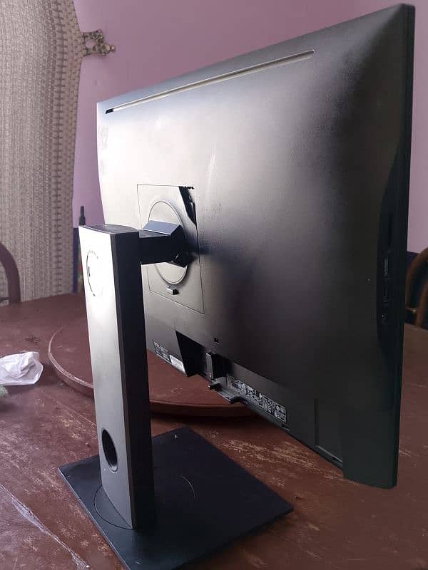 All in One PC Core i5 7th Generation 1