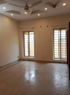 3 Beds 3.5 Marla House for Sale Prime Location in Paragon City Barki road Lahore