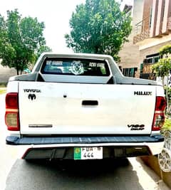 Toyota Hilux 2016