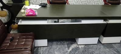 i want to sale all  office furniture
