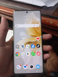 May apna vivo v30e sale karna chahta hoo dabba charger sab hai