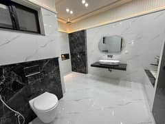 5 marla brand new park facing 3 beds 4 extra wide washrooms