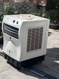 blower coler good condition. big size.