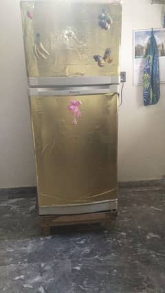 Dawlance fridge for sale in good condition