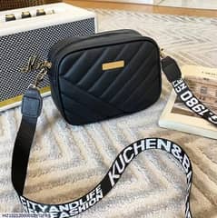 GIRLS REXINE PLAIN BAGS