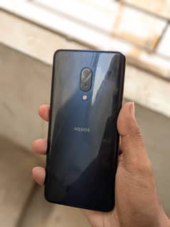 Sharp Aquos Zero 2 8gb 256 gb snapdragon 855