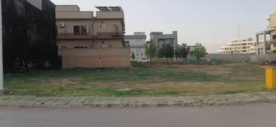 OUTSTANDING LOACTION 10 MARLA RESIDENTIAL PLOT AVAILABLE FOR SALE IN BLOCK H