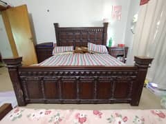 Bedroom set in good condition