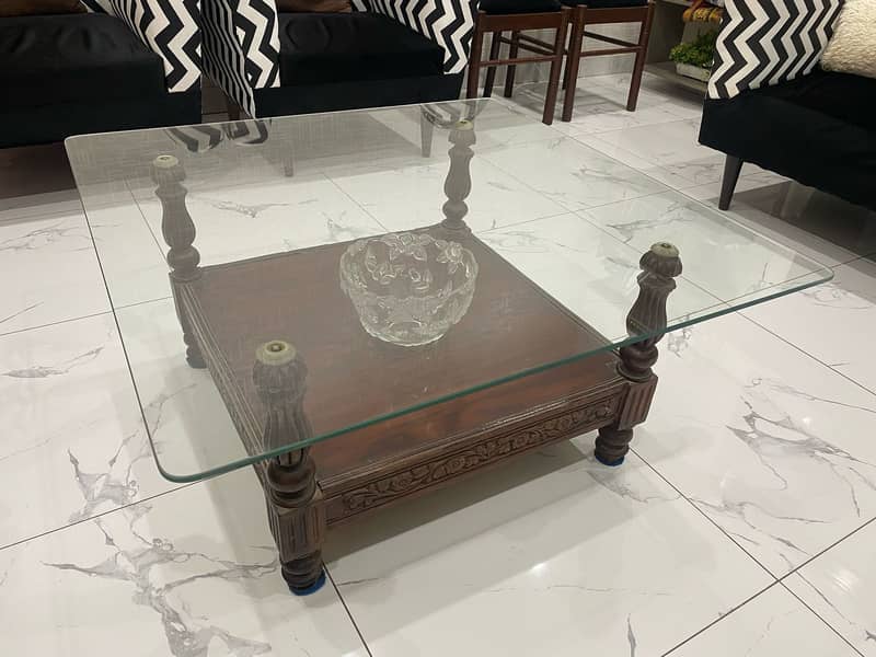 1 Centre Table and 2 Small Tables - Excellent Condition 0