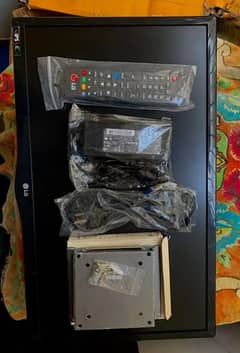 LG LCD TV with remote ,19vadapter,power card ,and wall mount