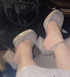 heels shoes