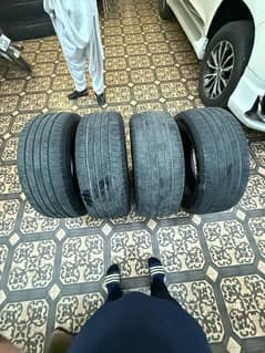 18 inches tyers