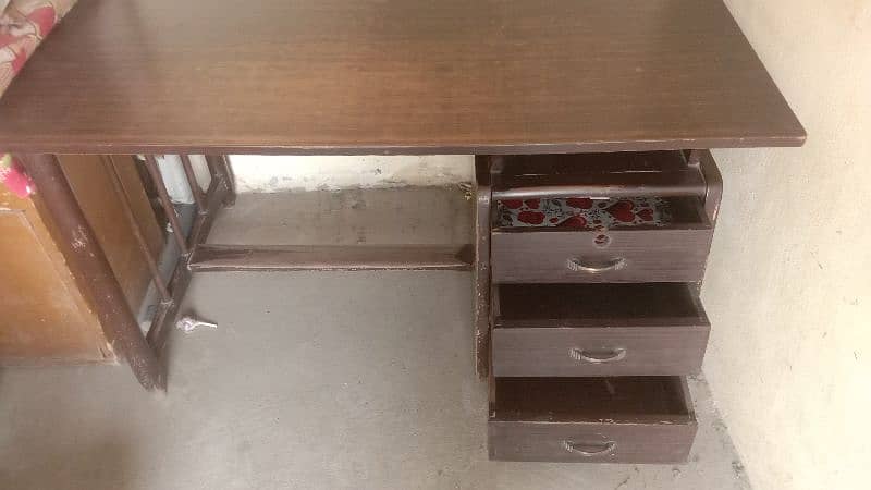 Study Table , Computer Table, Press Table ,Iron Table,Decorated Table 0