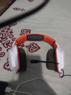 branded headphone for sale