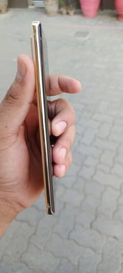 note 40 pro 12/256