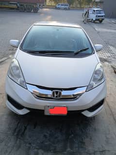 Honda Fit shuttle 2014 registered 2018