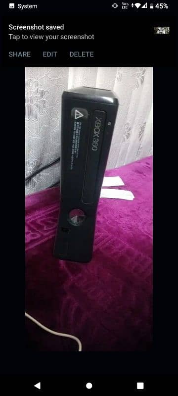 Xbox 360 with 1 controller wireless 1