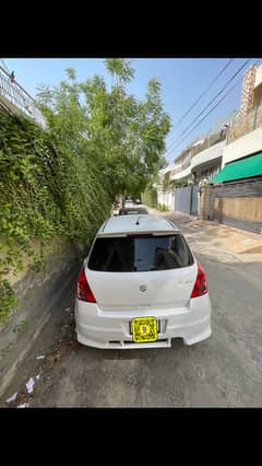 Suzuki Swift DLX 1.3 manual - 2016 Model