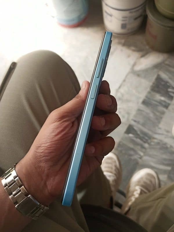 8/128gb condition 10/10 redmi note 12 3