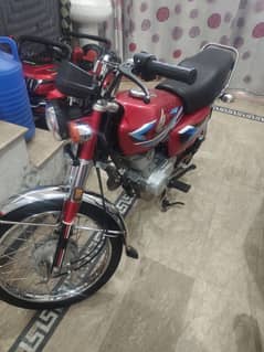 Honda 125 model 2024 lush condition like applied for