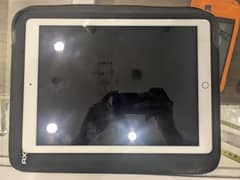 I pad Pro 2017 2nd Gen 12.9 - Display Dead - 64