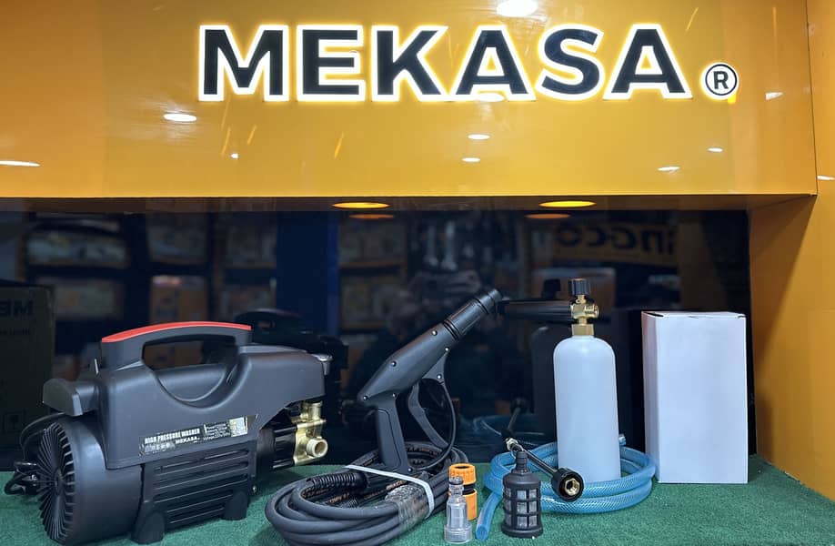 MEKASA Japan Solar Car Pressure Washer 5