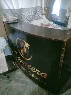 hello iam selling counter 2 daraz good condition best for shop