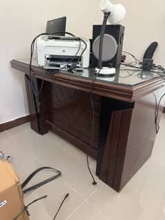 Office Table with chair