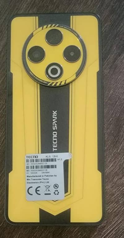 Tecno spark 30 (8-128)
