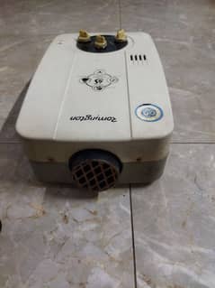 Romington instant gas geyser 7 lit for sale