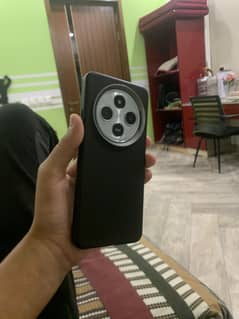 Xiaomi 15ultra black 128gb/16ram offical PTA