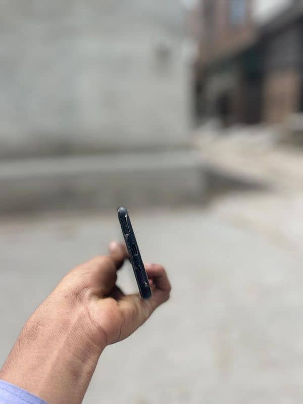 google pixel 4 xl with box 10/10 condition urgent sell 1