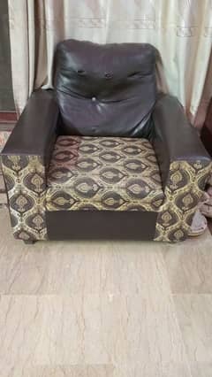 Sofa Set 7 seater - URGENT SALE