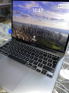 MacBook