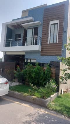 5 MARLA BRAND NEW HOUSE FOR SALE
