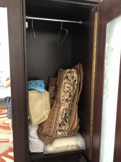 Wardrobe/Cupboard