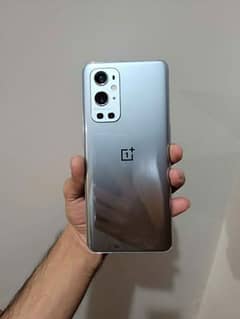 One plus 9 pro 5G 8 gb ram 256 gb memory