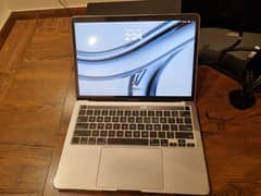 Macbook Pro 2022 16GB / 256GB, Mint Condition