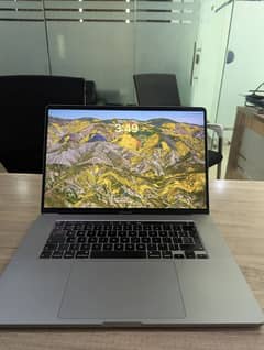 MAC Book Pro 16 inch 2019