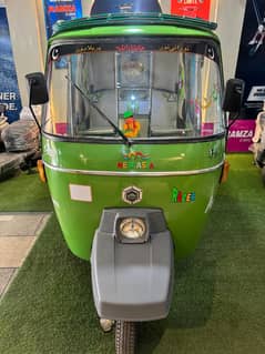 New Asia Super, Supreme Family 6 Seater Close Pindi Model