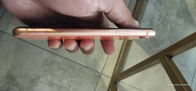 iphone XR sale 8/10 condition.