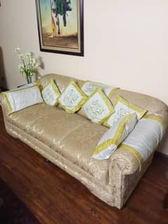Brand new condition sofa set ( Kali Tali )