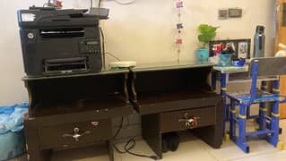 6 by 6.5 king size bed without mattress with 2 side tables