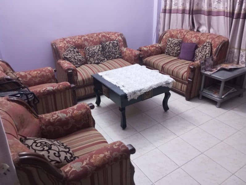 sofa set in good condition 1