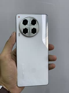Tecno Camon 30 12GB 256GB Condition 10/10