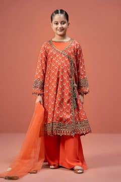 3 Pc,s Girls Lawn Embroidered Unstitched Suit